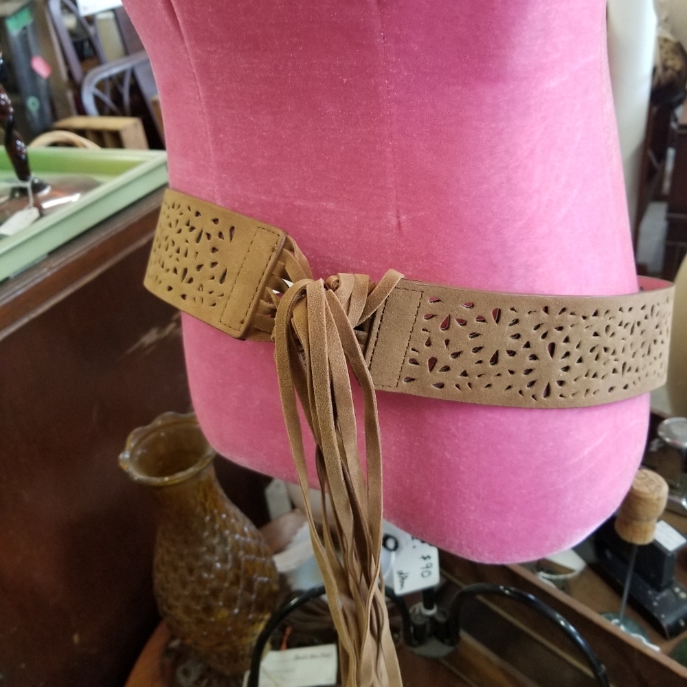 Bohemian Boho Faux Suede Fringe L/XL Brown Belt
